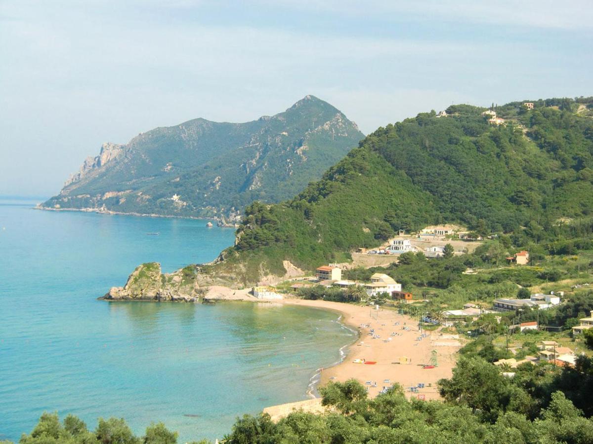 Large Apartment By The Pool - Pelekas Beach, Corfu Esterno foto