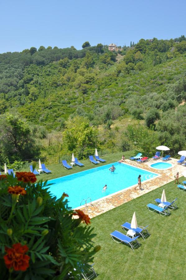 Large Apartment By The Pool - Pelekas Beach, Corfu Esterno foto