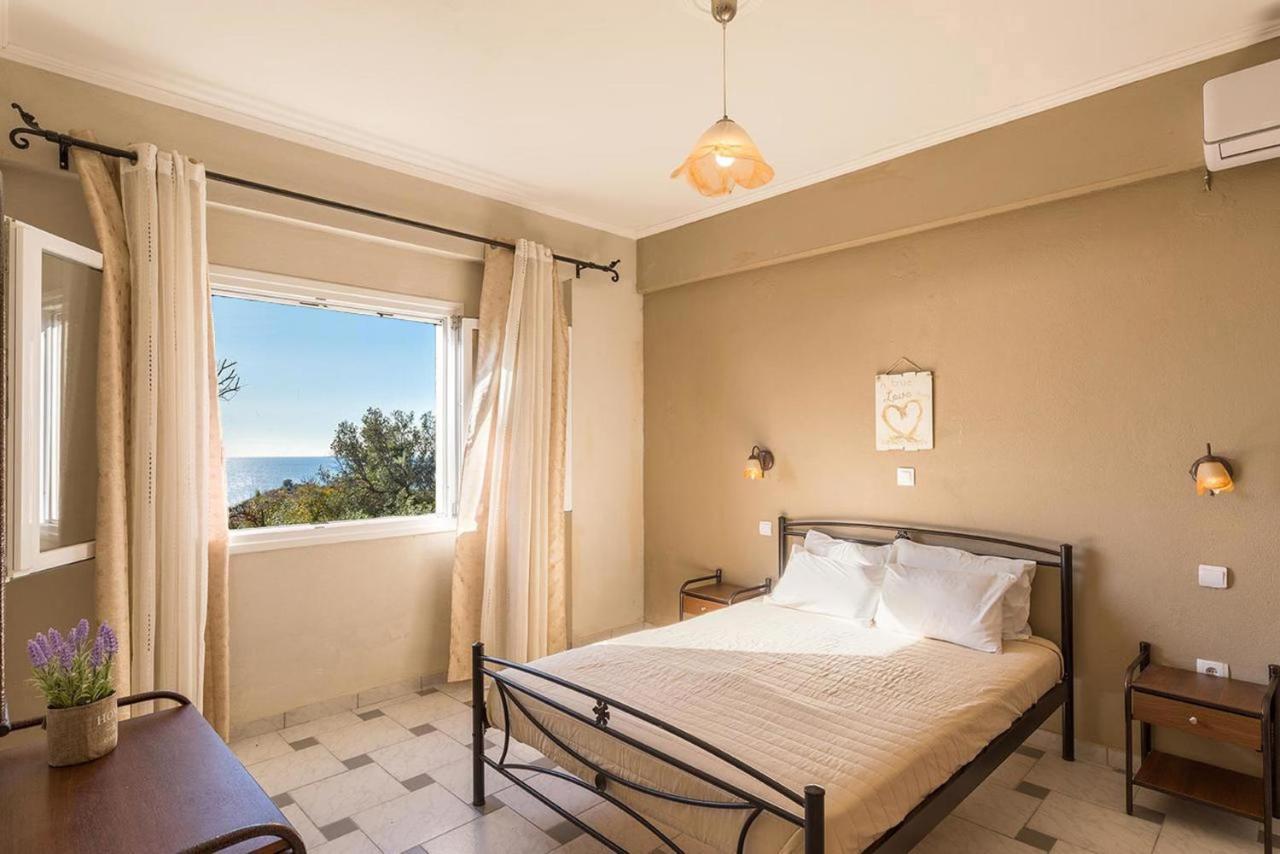Large Apartment By The Pool - Pelekas Beach, Corfu Esterno foto