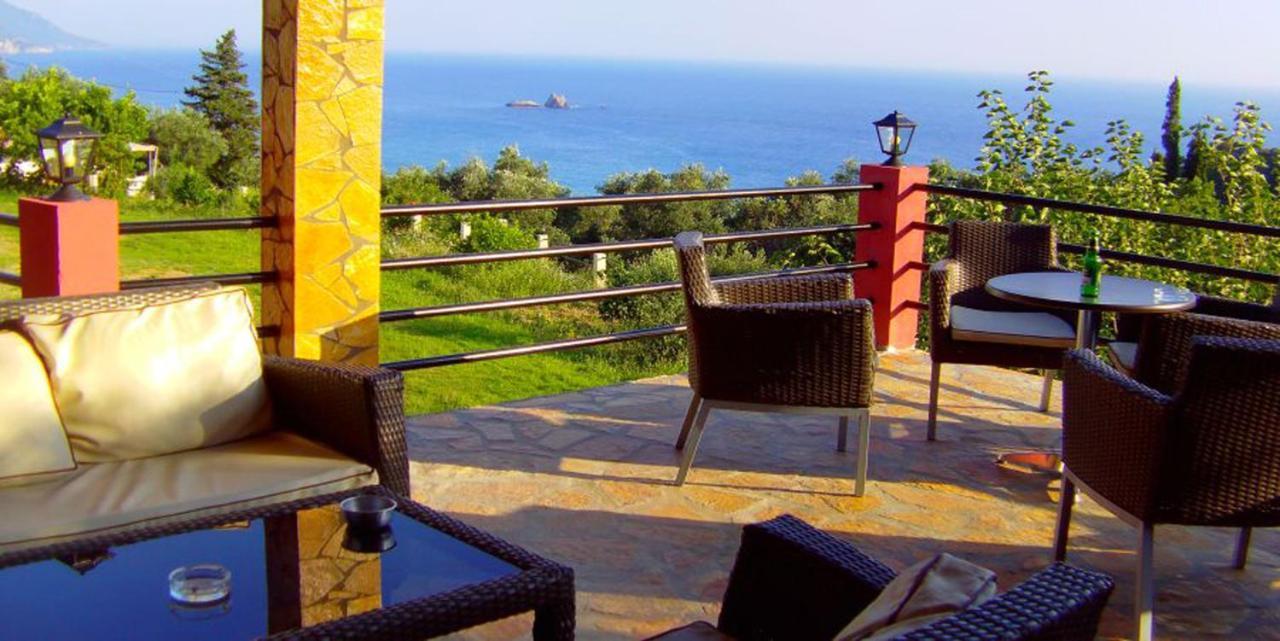 Large Apartment By The Pool - Pelekas Beach, Corfu Esterno foto
